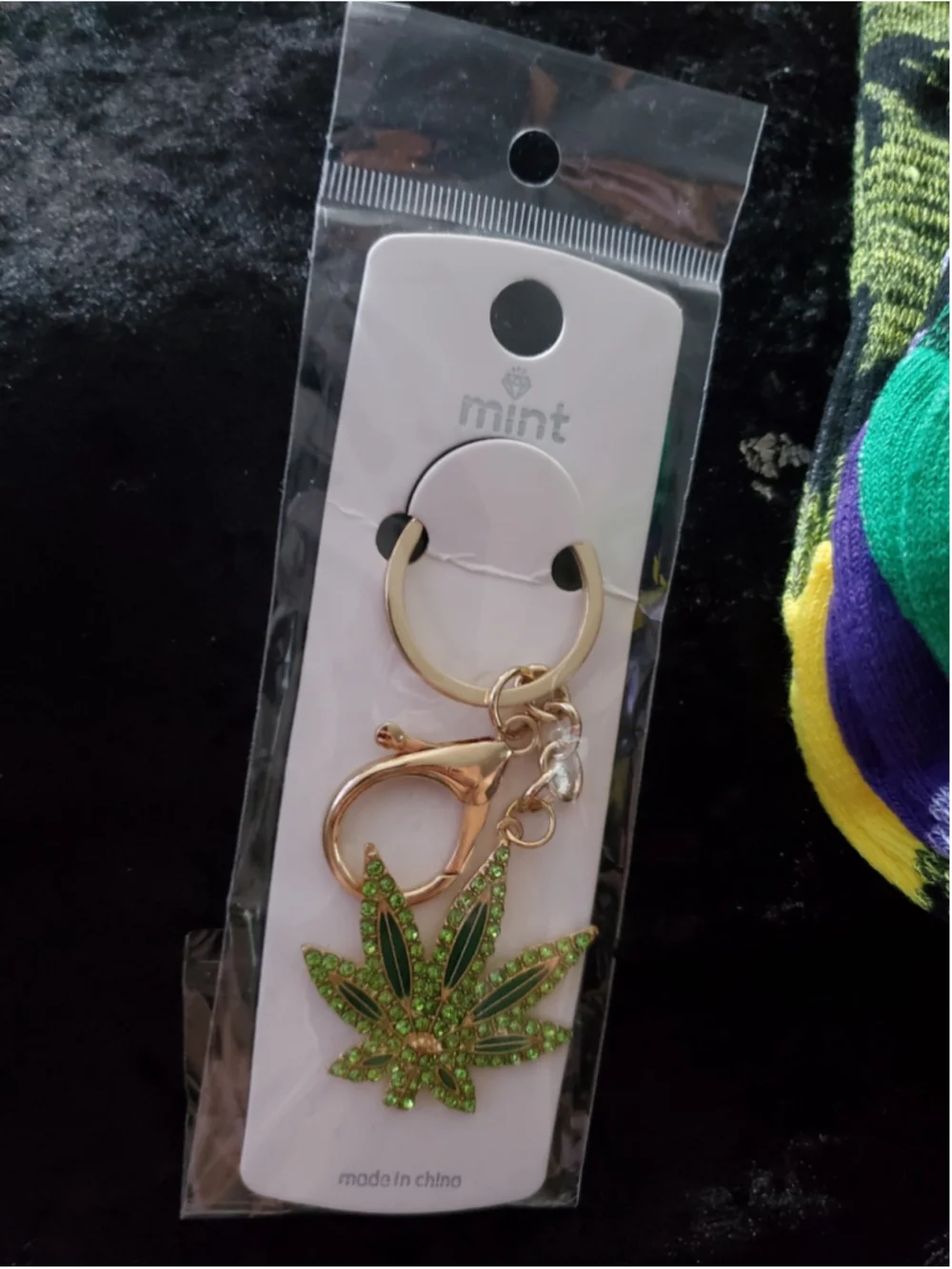 3 pair of Weed Leaf Unisex Multi-color Socks & 2 Weed Keychains Set. Crazzzyy🤪